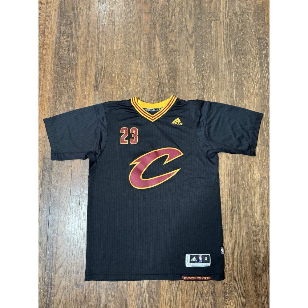 Adidas LeBron James Cleveland Cavaliers #23 Black Sleeved Swingman Jersey SizeXL